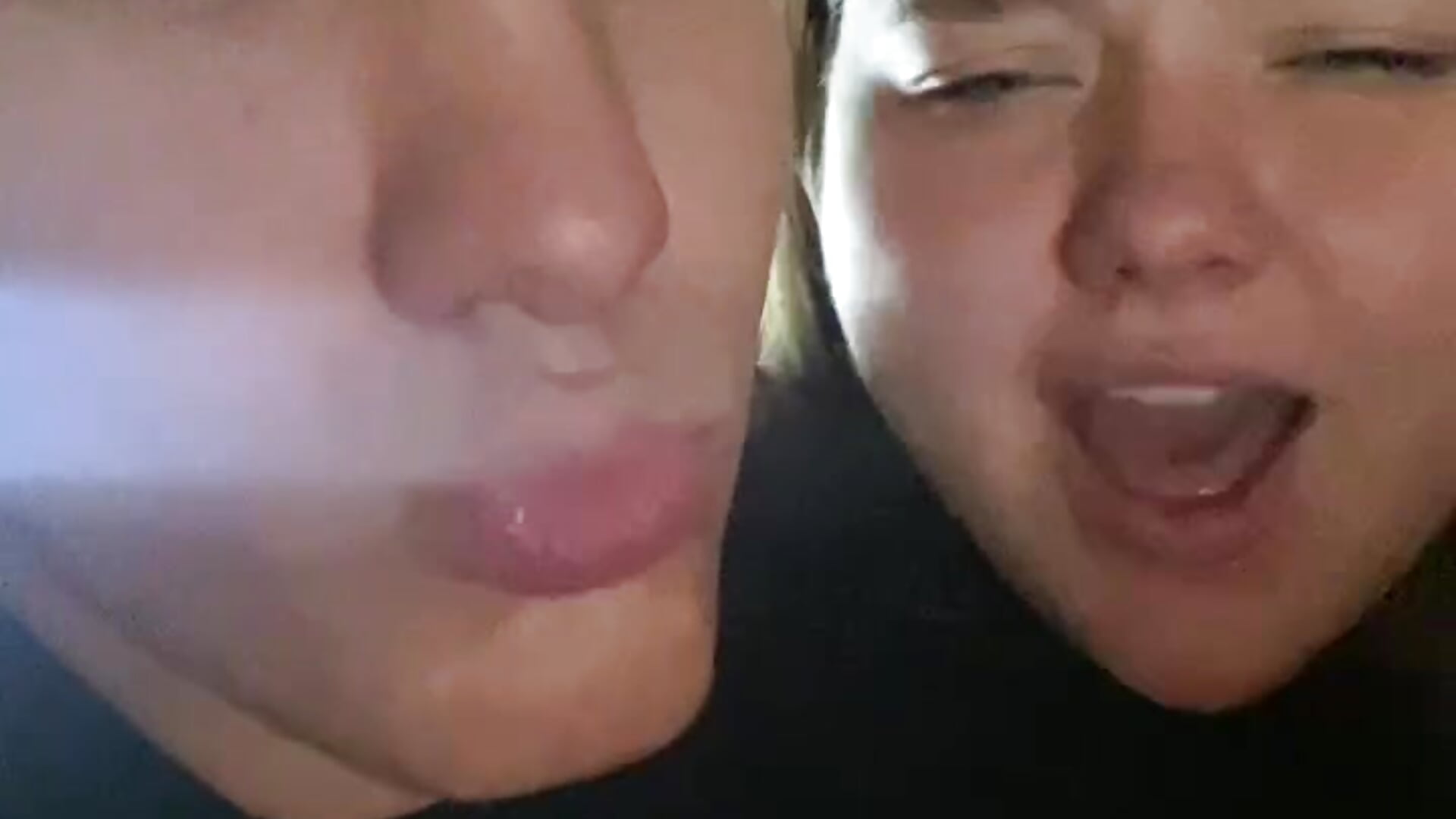 Listening to music - video by Comprom1se cam model