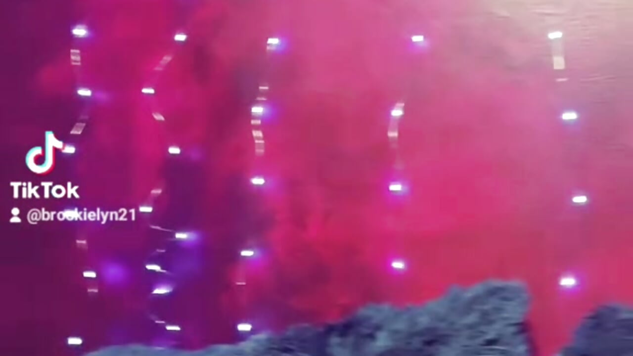 1000037800 - video by TiffanyOwen145 cam model