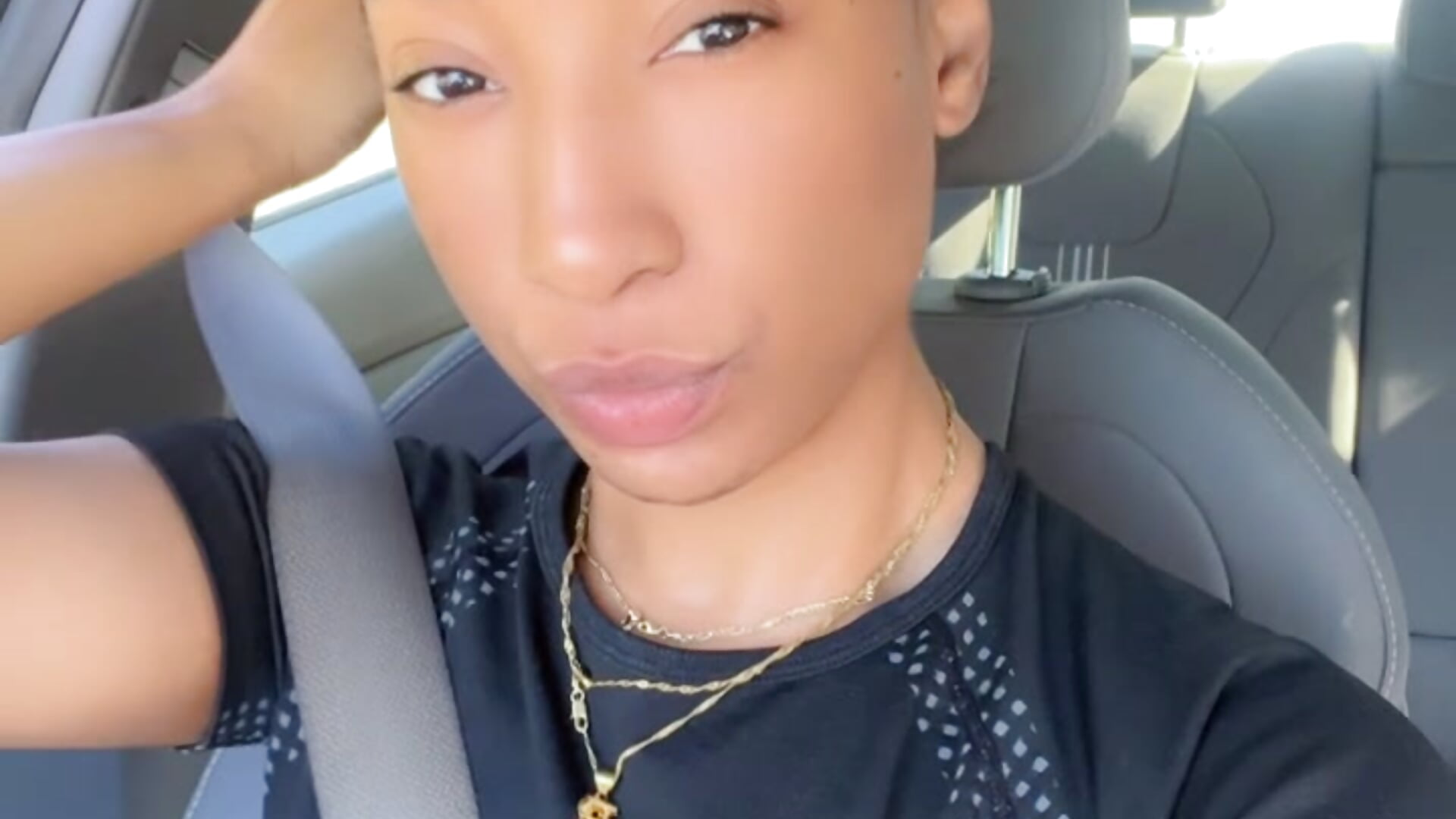 A breath of fresh air - video van LeBimbo cam-model