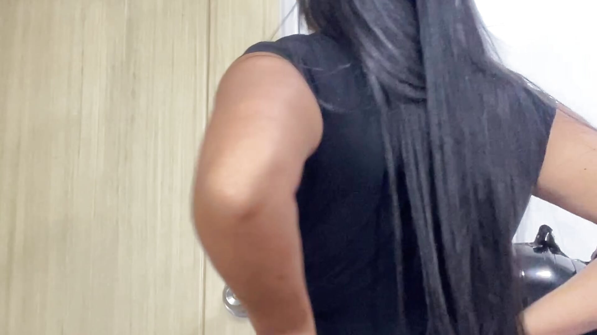 Eager for everything 😈🔥－カメラキャストのkiara_advani__の動画