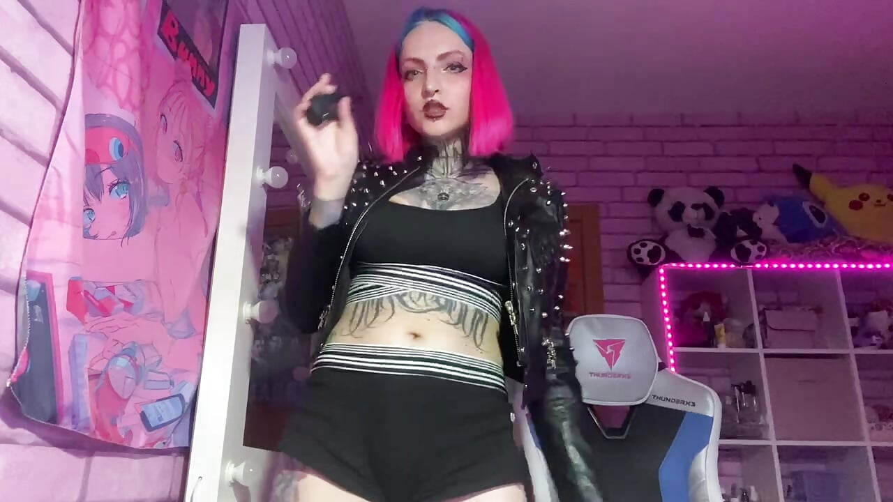 LICK MY BOOTS, BITCH!– NekoCyber kameramodell videója