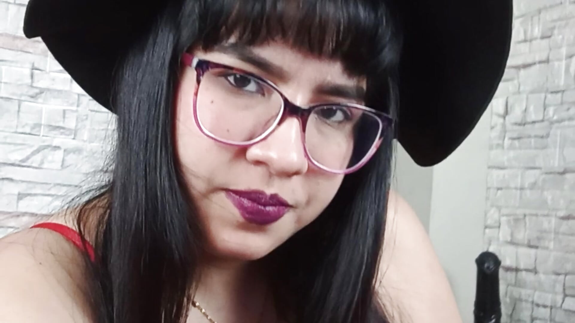 boring baby - video by DanelyLopez cam model