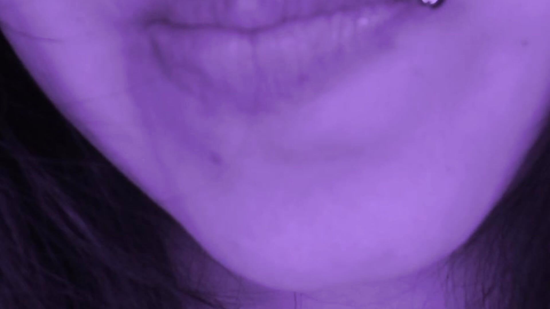 Pircing - video by DanelyLopez cam model