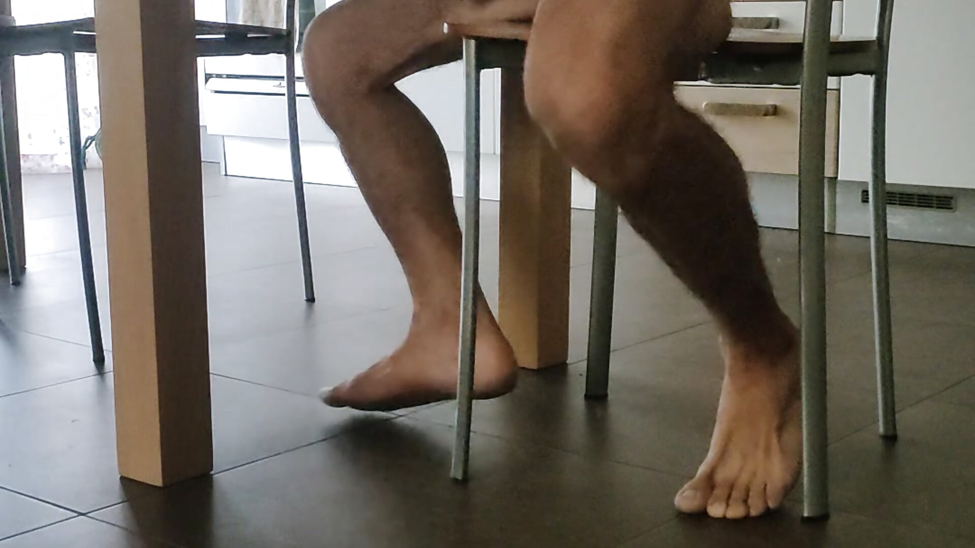 Lick pussy on the table - Shameless_Mum_and_Dad adlı kamera modelinin videosu