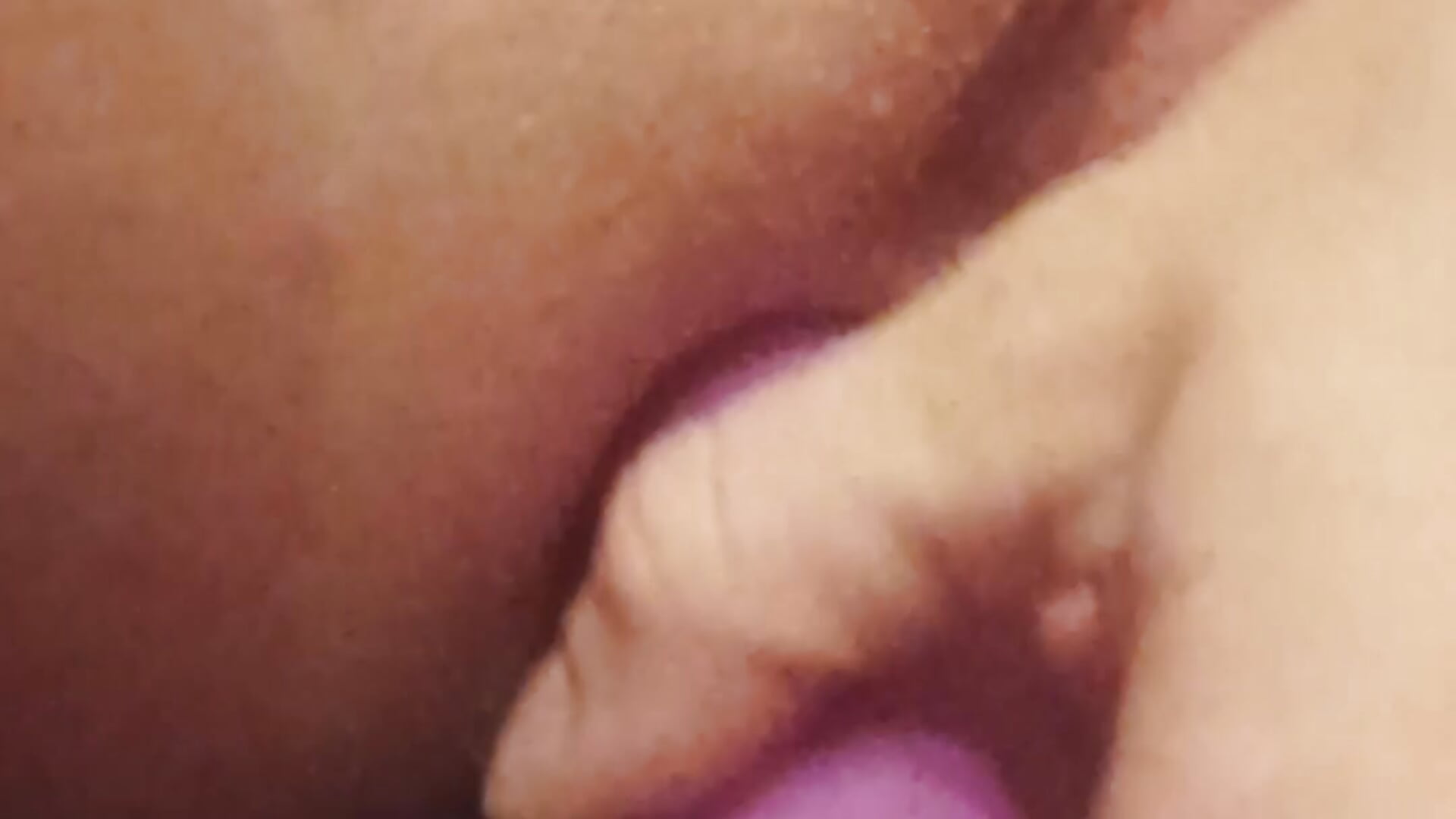 Oh - Shameless_Mum_and_Dad adlı kamera modelinin videosu