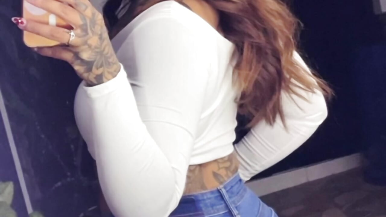 meggy - video av Megan_inked cam model