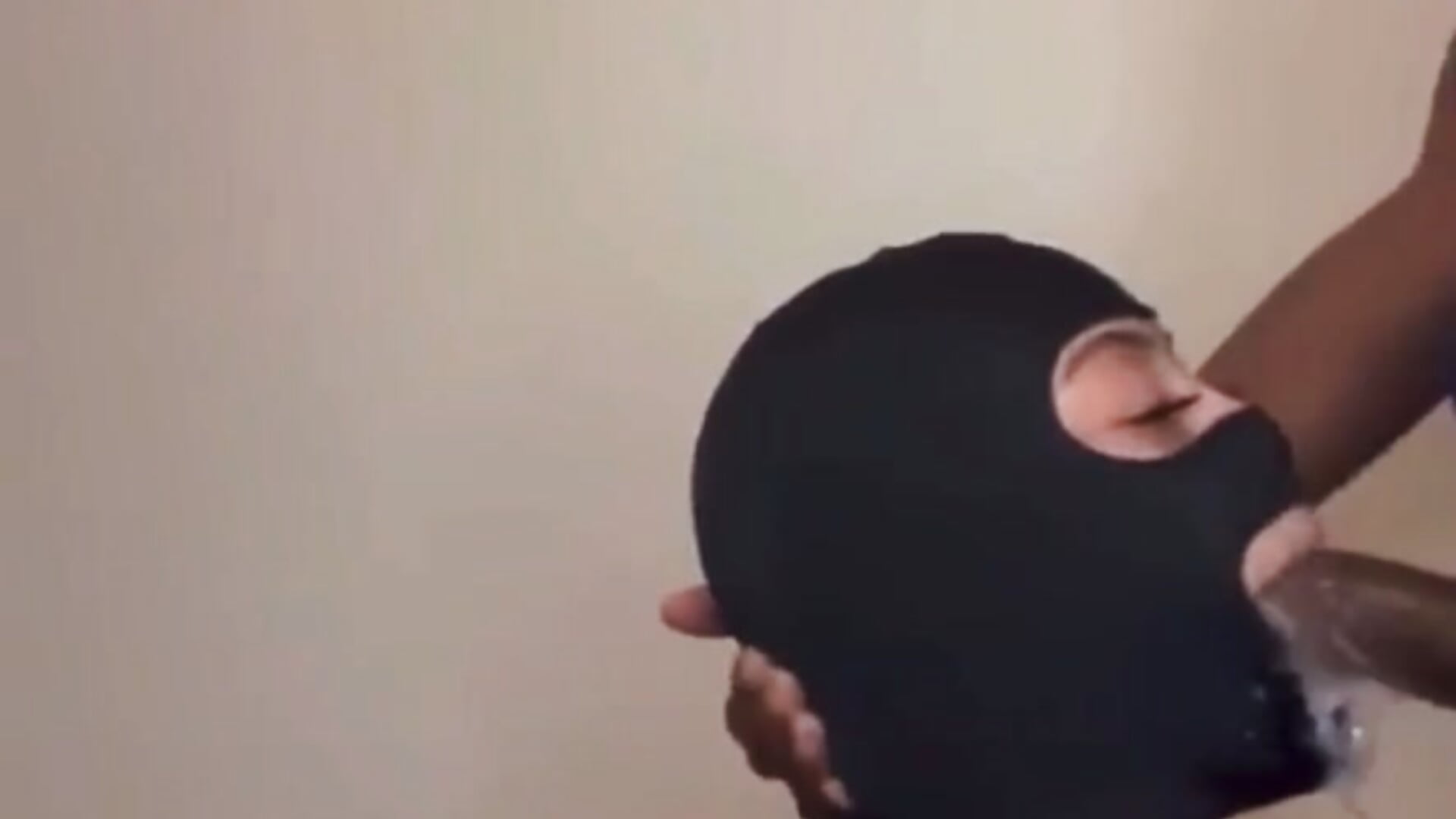 ANY GIRLS WANNA COLLABORATE: FREE FOR YALL - vidéo du modèle de showcams BBC_LONGPIPE22