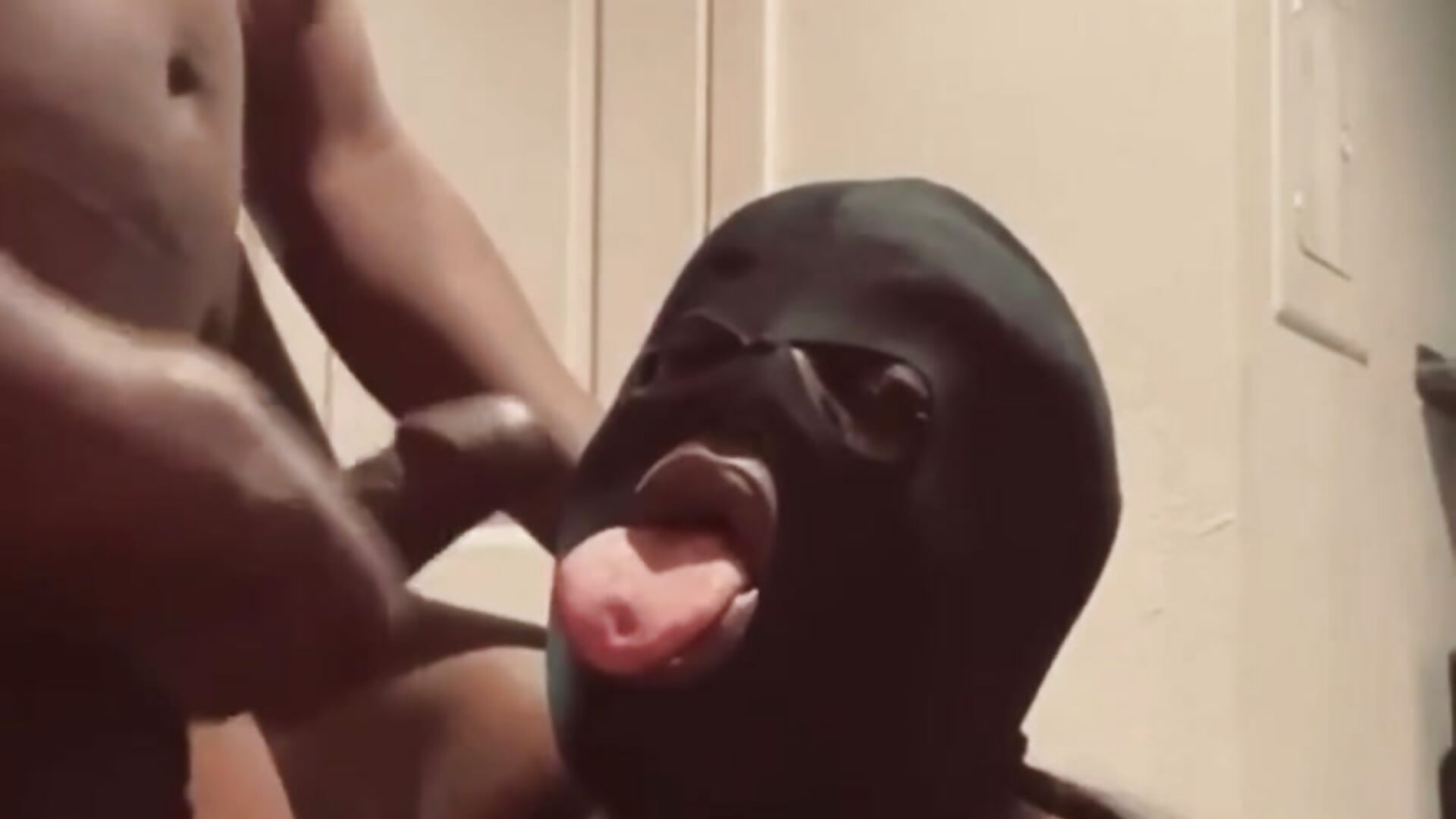 FREE: SUPPORT MY TOKEN VIDEOS FOR MORE SHOWS FROM ME & MORE - vidéo du modèle de showcams BBC_LONGPIPE22