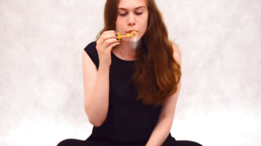 Soap bubbles - video by Nancy_Sun_ cam model