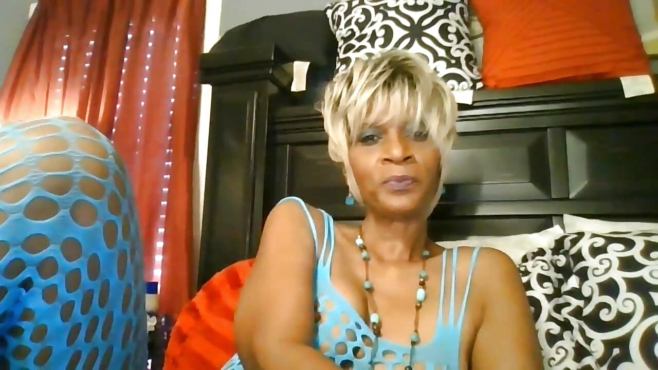 VID_20260414_222732 - βίντεο μοντέλου DivatheSnakecharmer