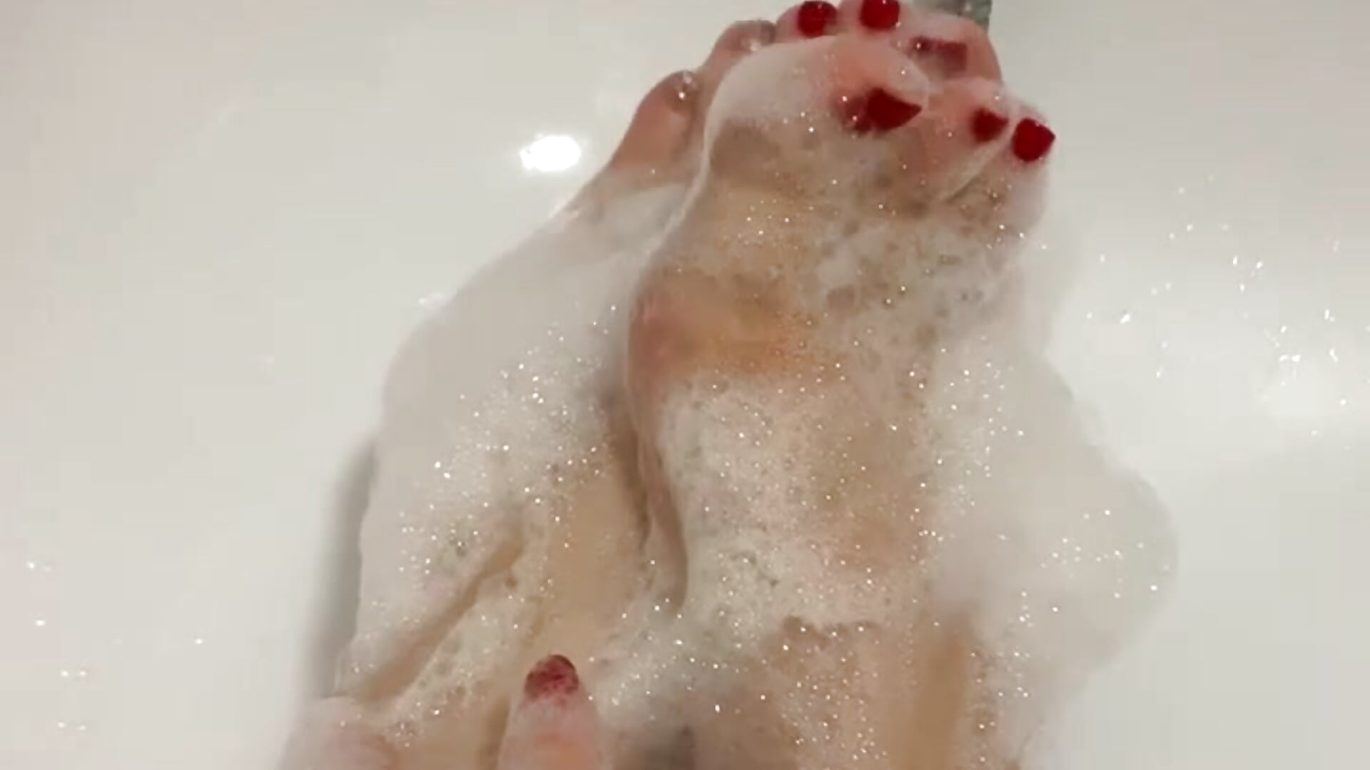 My sweet feet - video by Monica_Blair cam model