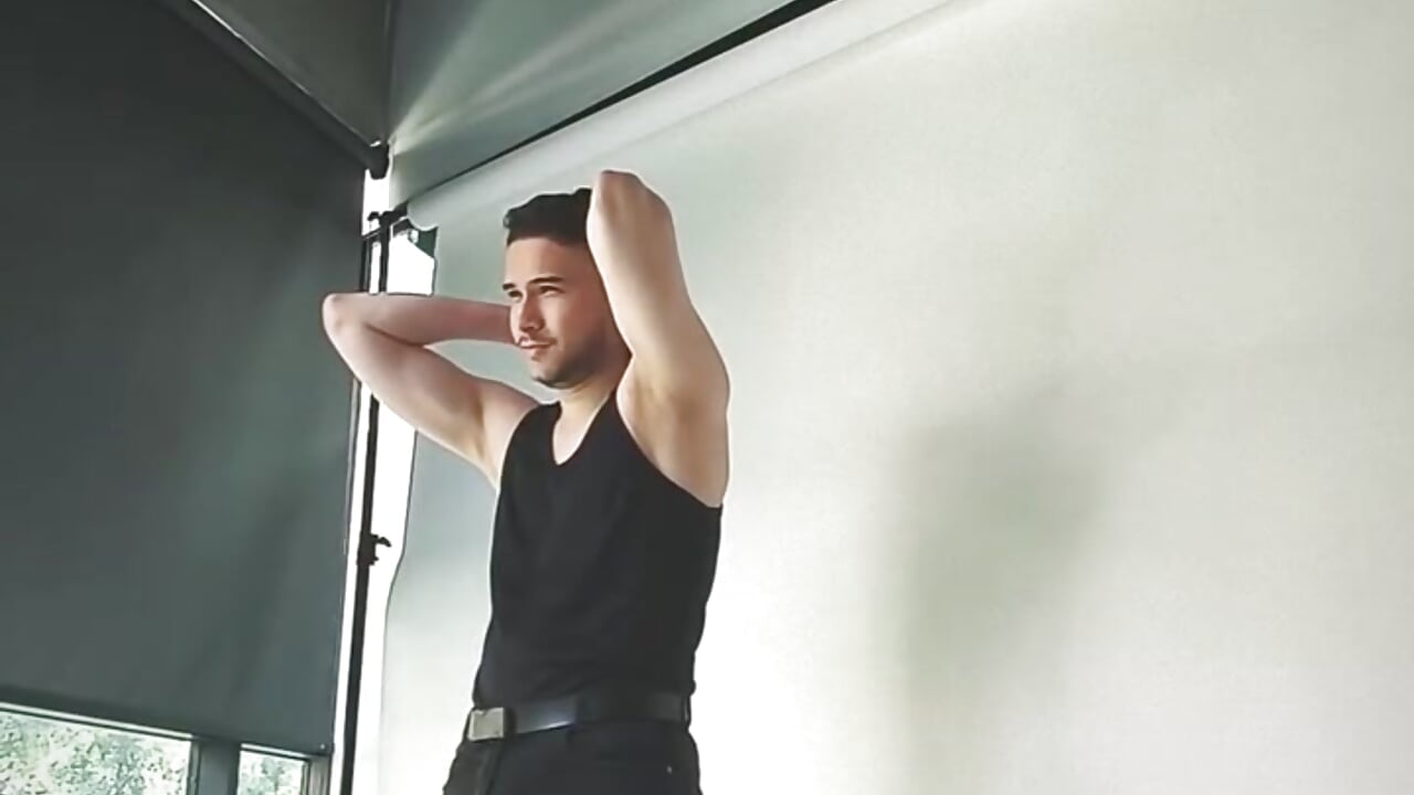 Трендове відео  9557 вебкаммоделі Mike_0012