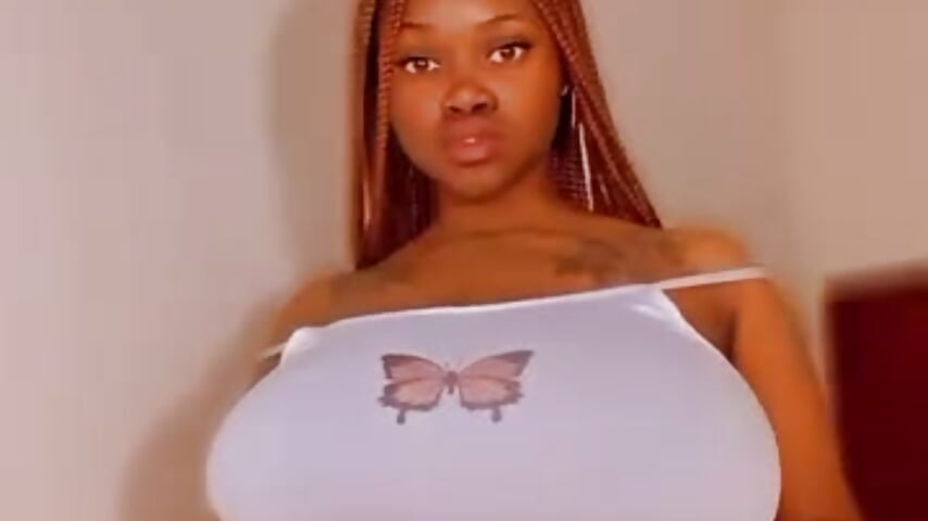 43132AF6-54E7-44A6-82F6-201F04037FB7segment_video_2 - فيديو من Yung-Missy موديل الكام