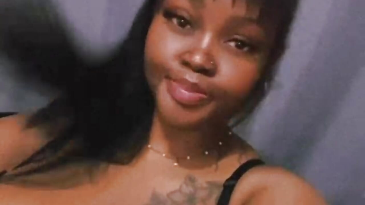 cc8bc889-0721-4eff-848e-032586f77a47.mp4 - فيديو من Yung-Missy موديل الكام