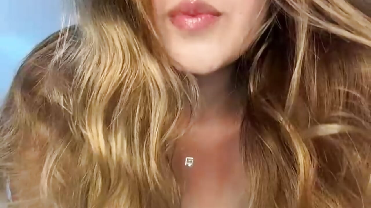 [20 Apr 07:46] Private Show - copy 29 Apr 15:29 - video di naughty__angel modella di cam