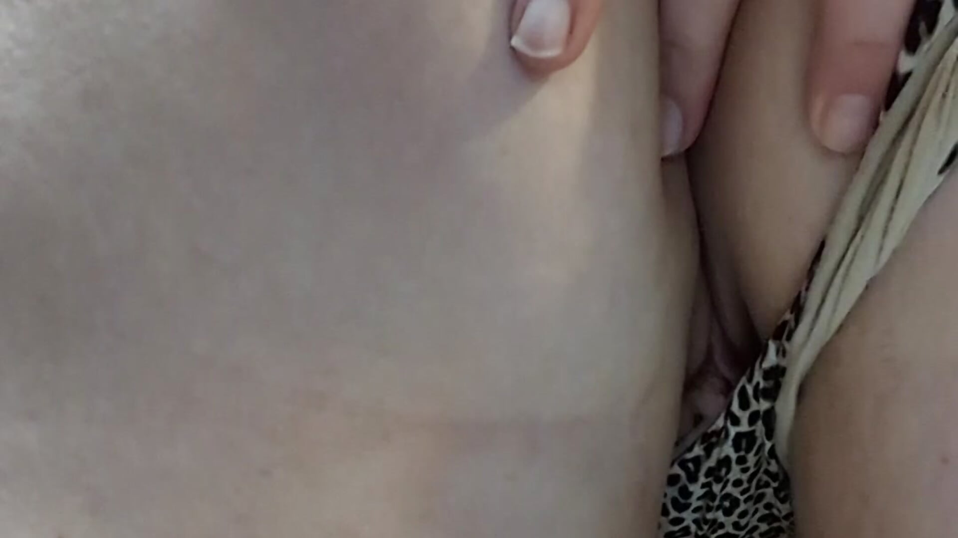 1000017576 - video by Uniquethickqueen cam model