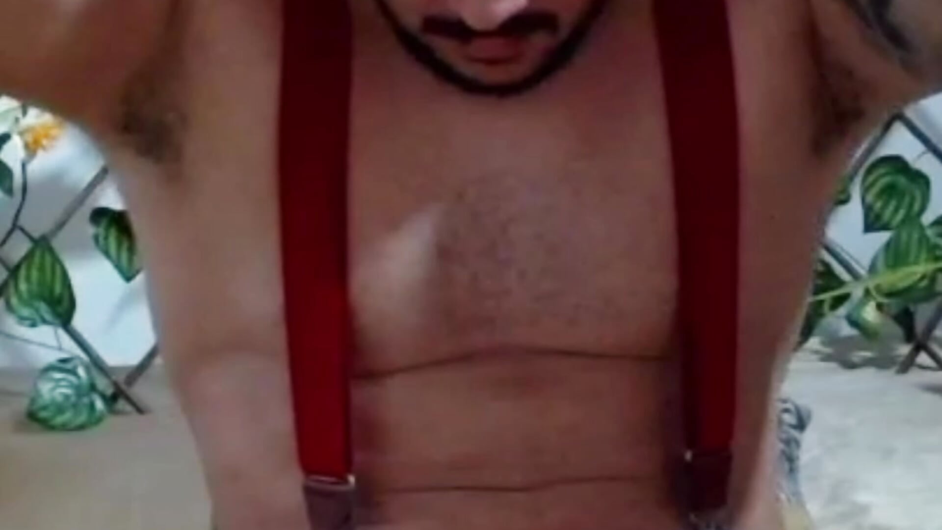 Dancing and singing sensualy !! - video by christian_colombian1 cam model