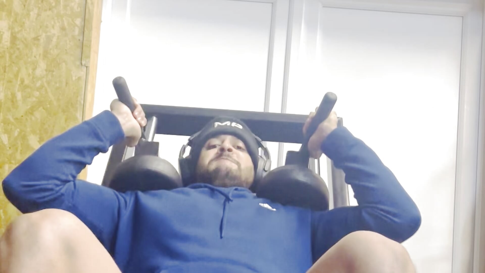 Squats in underwear - video by jimmyjam707 cam model