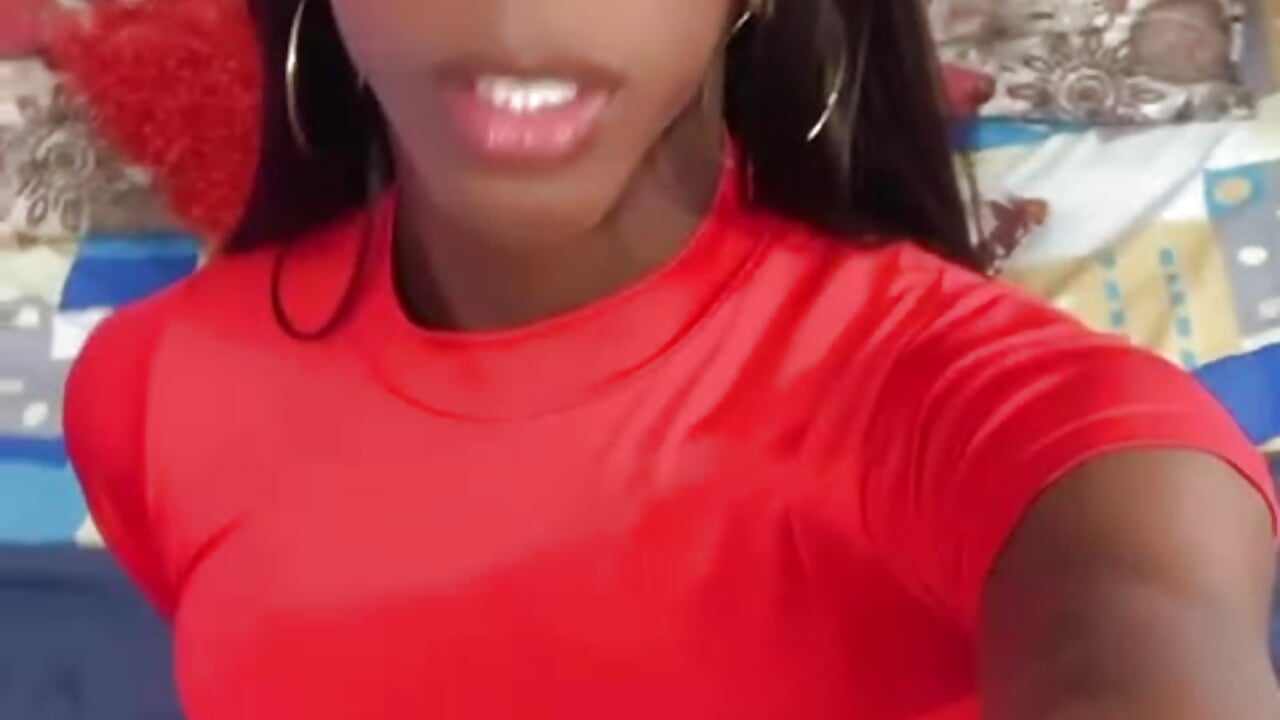 mm - video by CHAYBLACK cam model