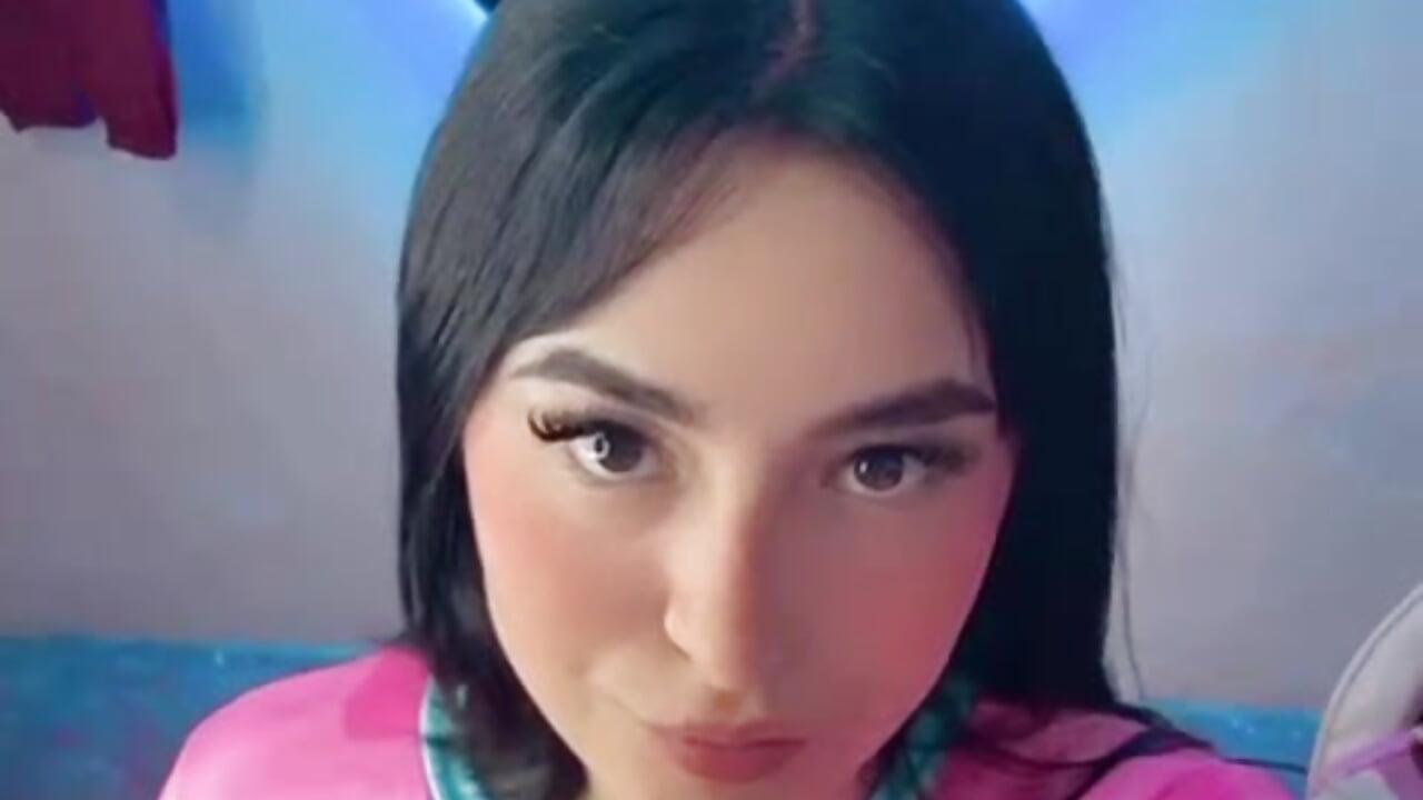 You like the view - video by Miss_cand7 cam model