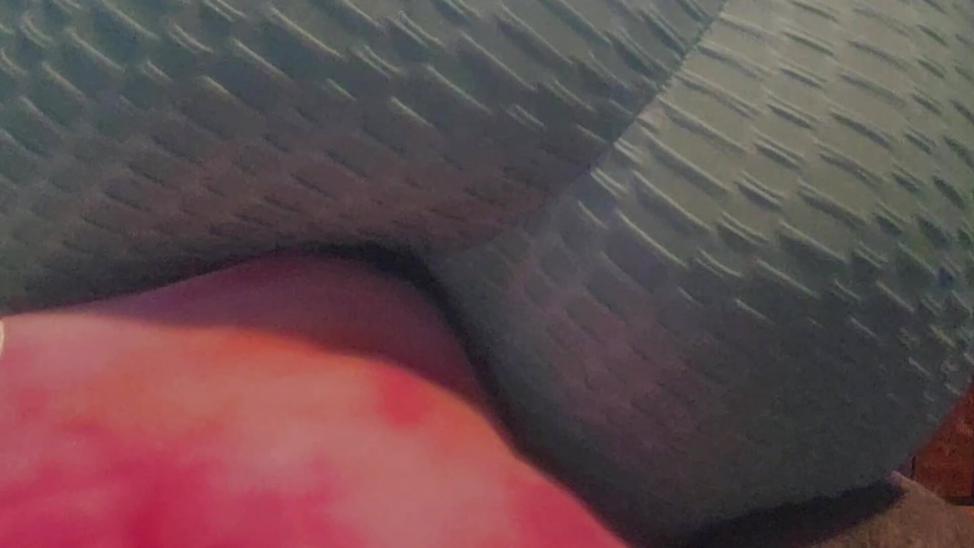 Can I sit on your lap in my leggings? - video by GoldenFlameGoddess cam model