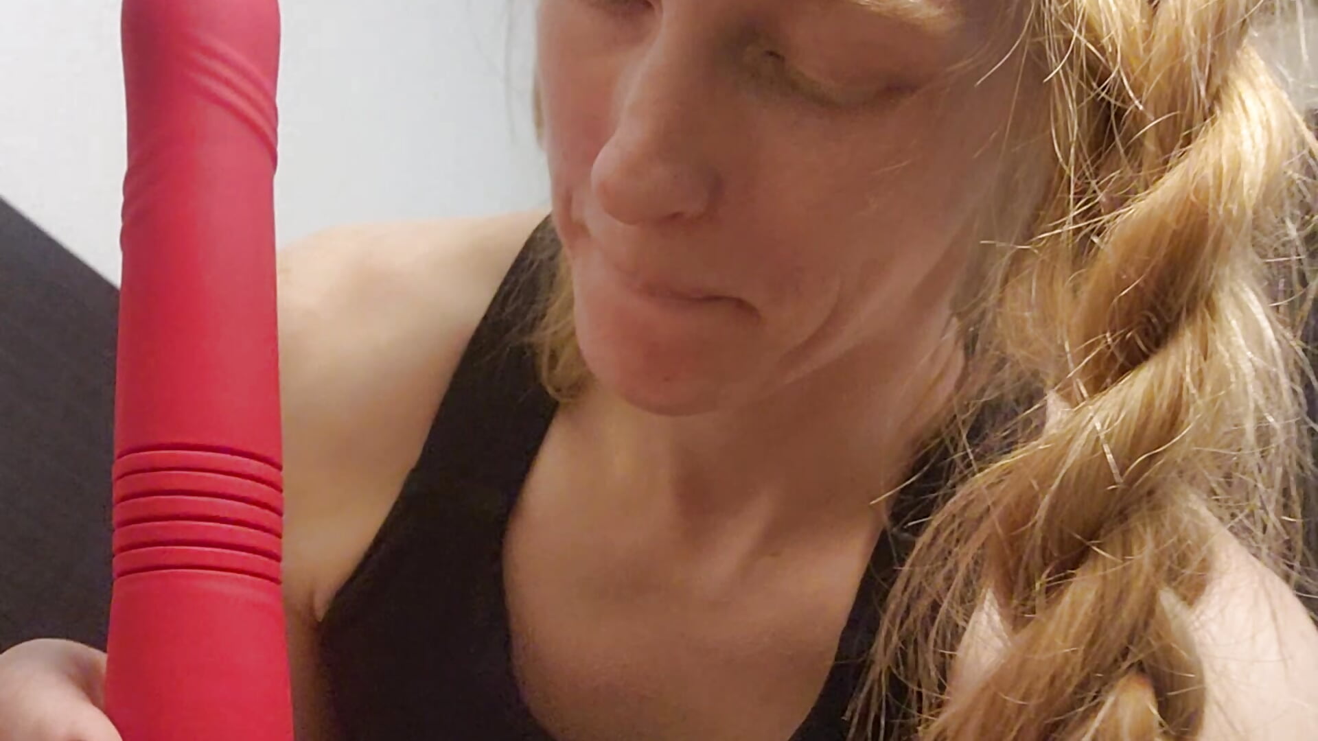 It lives!!! - video by GoldenFlameGoddess cam model