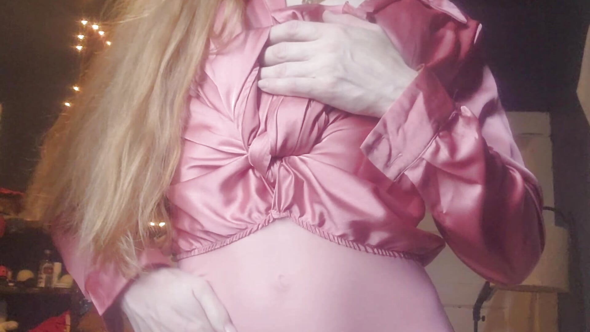 I got a new toy for the orgy! - video by GoldenFlameGoddess cam model
