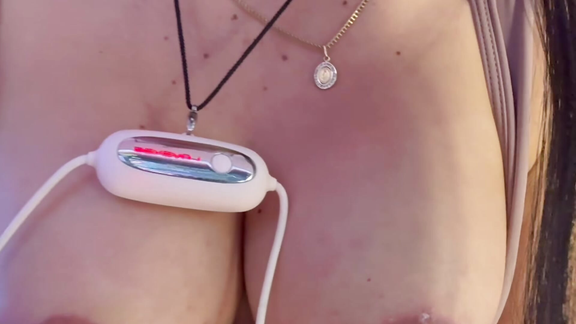 Make me vibrate 🍀 – video od webkamerové modelky Imaray_1_