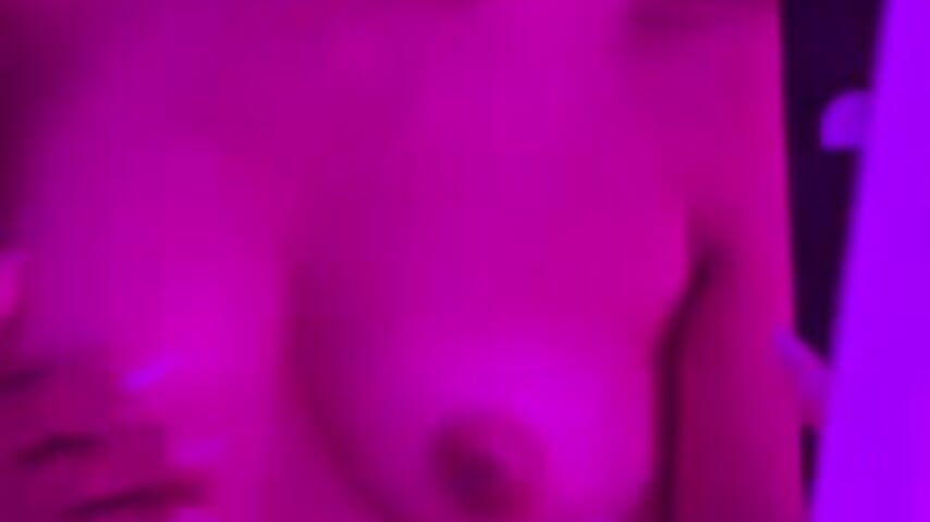 my tasty and juicy boobs😈 - video by Sophiietaylor cam model