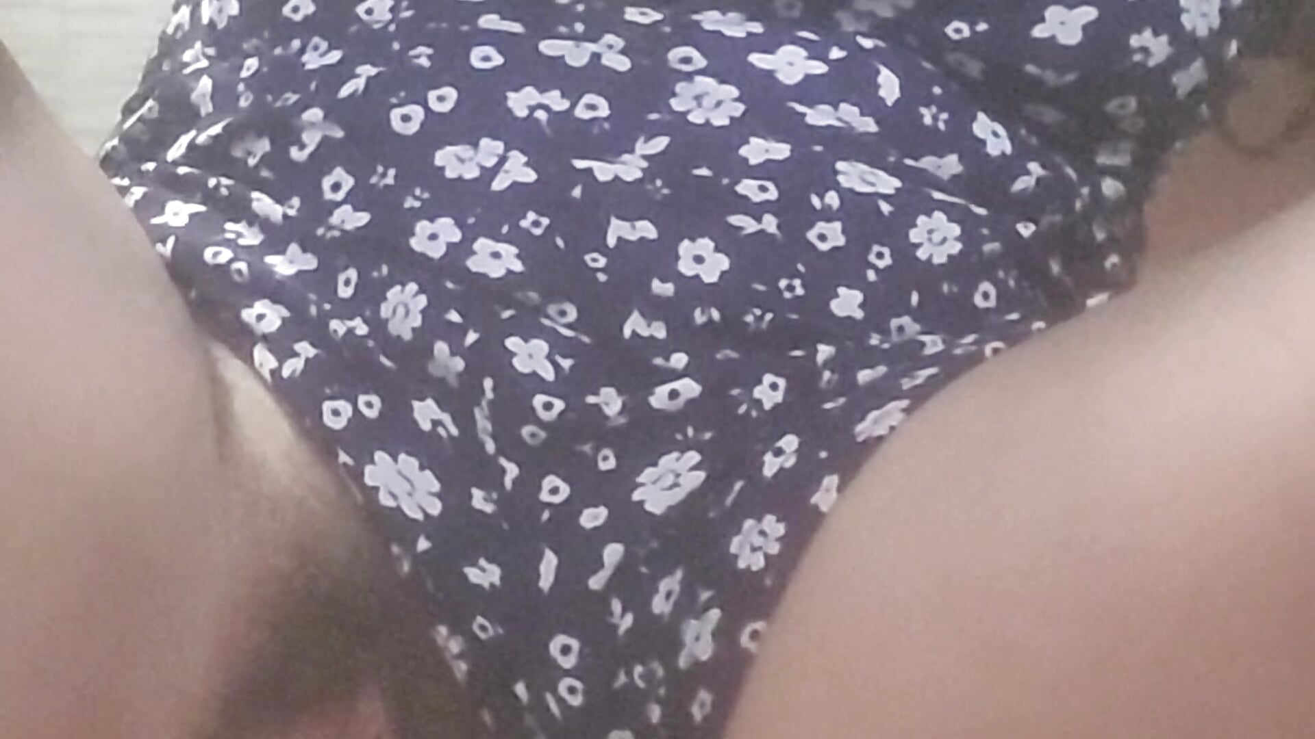 20220809_172912 - video của người mẫu cam Lunamilly27