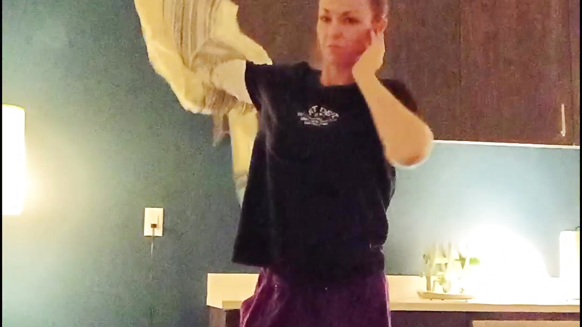 Cammy touchs her self @ work part 1