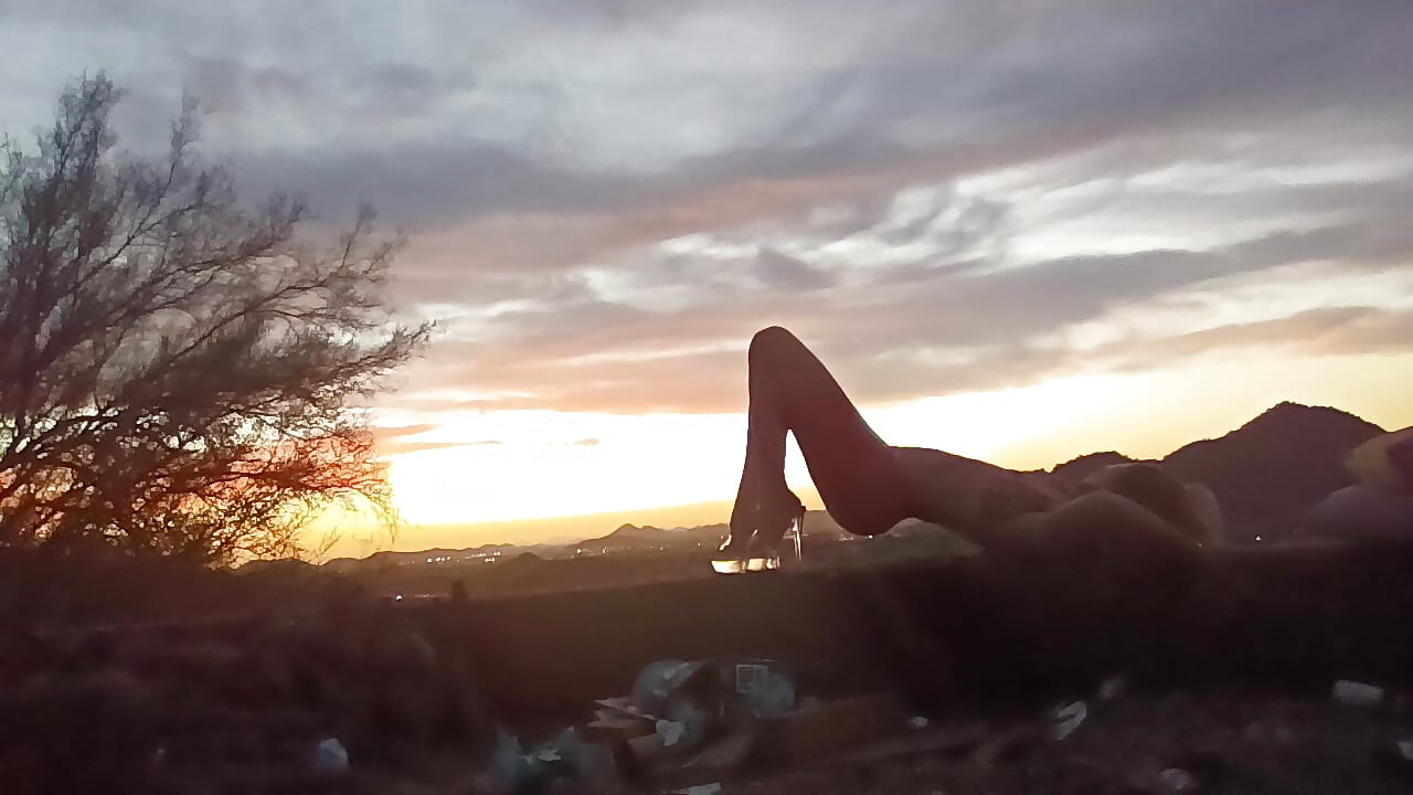 VID_20260421_201557.mp4 - βίντεο μοντέλου cammyquart