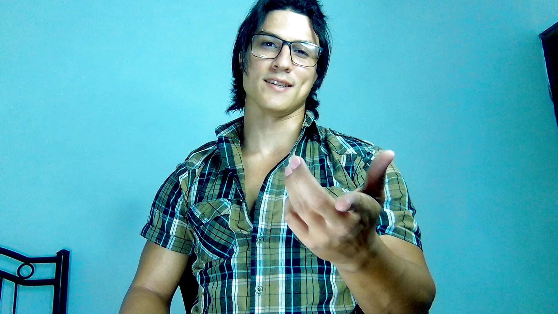 How are you guys? - video của người mẫu cam Balruk