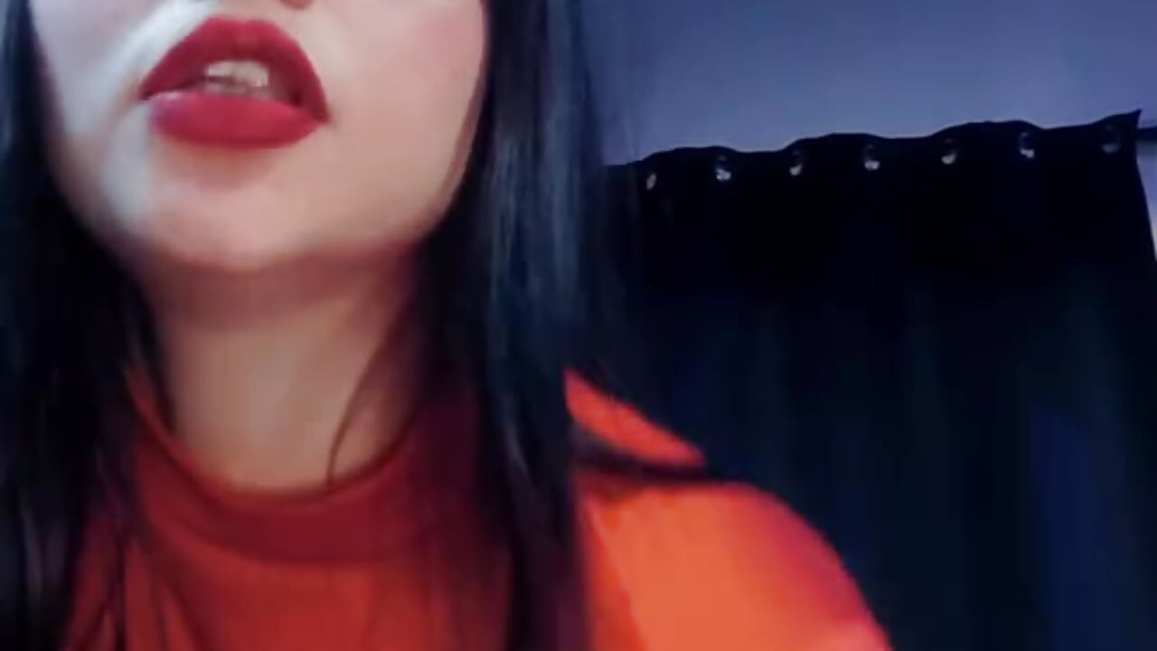 orange and red - video by Cuttiealice cam model