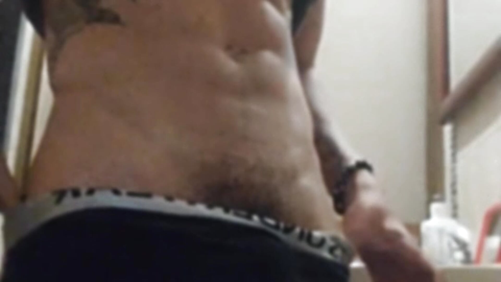 gas station bathroom - video by Anthuan_Thickboy cam model