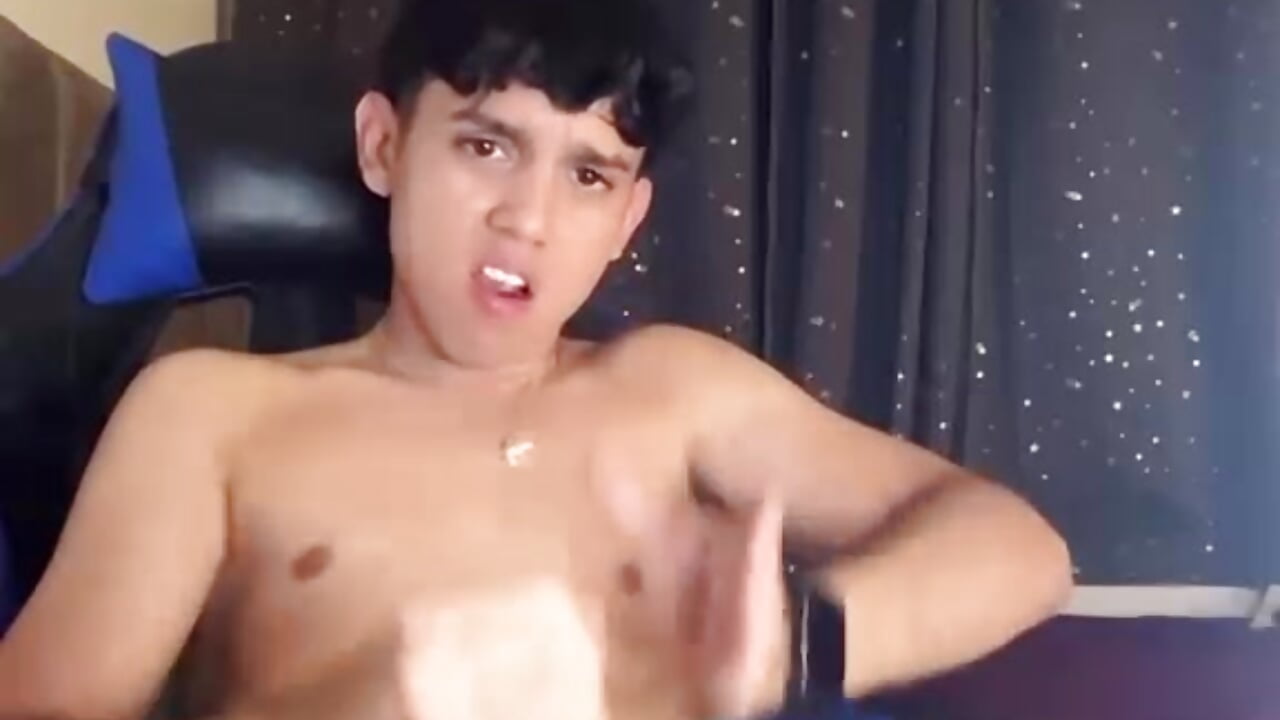 Cum sit 💦 - video by The_skinnyguys cam model