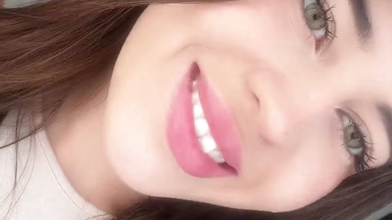 c2a45b5081de4fe4a526a8e033c467b1 - video by Kitty_bad1 cam model