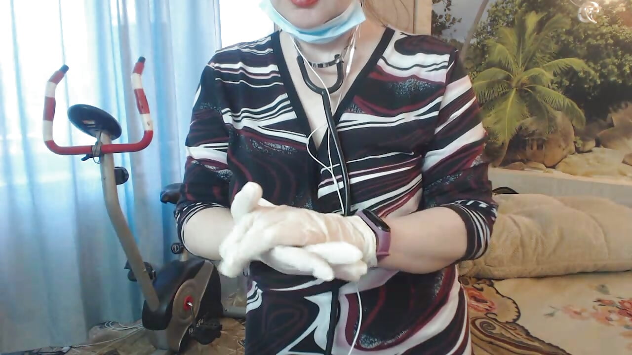 medic2 – video modela na kameri Aphelandra