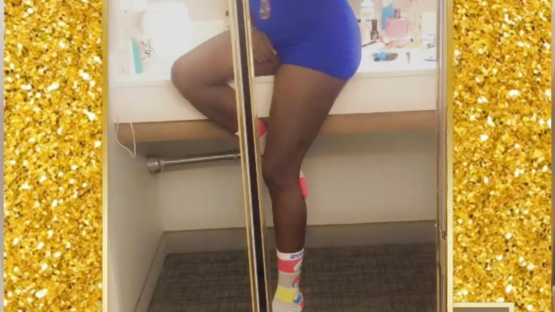 filtered-48BB45E5-9B36-4C4B-8CAD-29420572C045 - video by chocolatedream56ace cam model