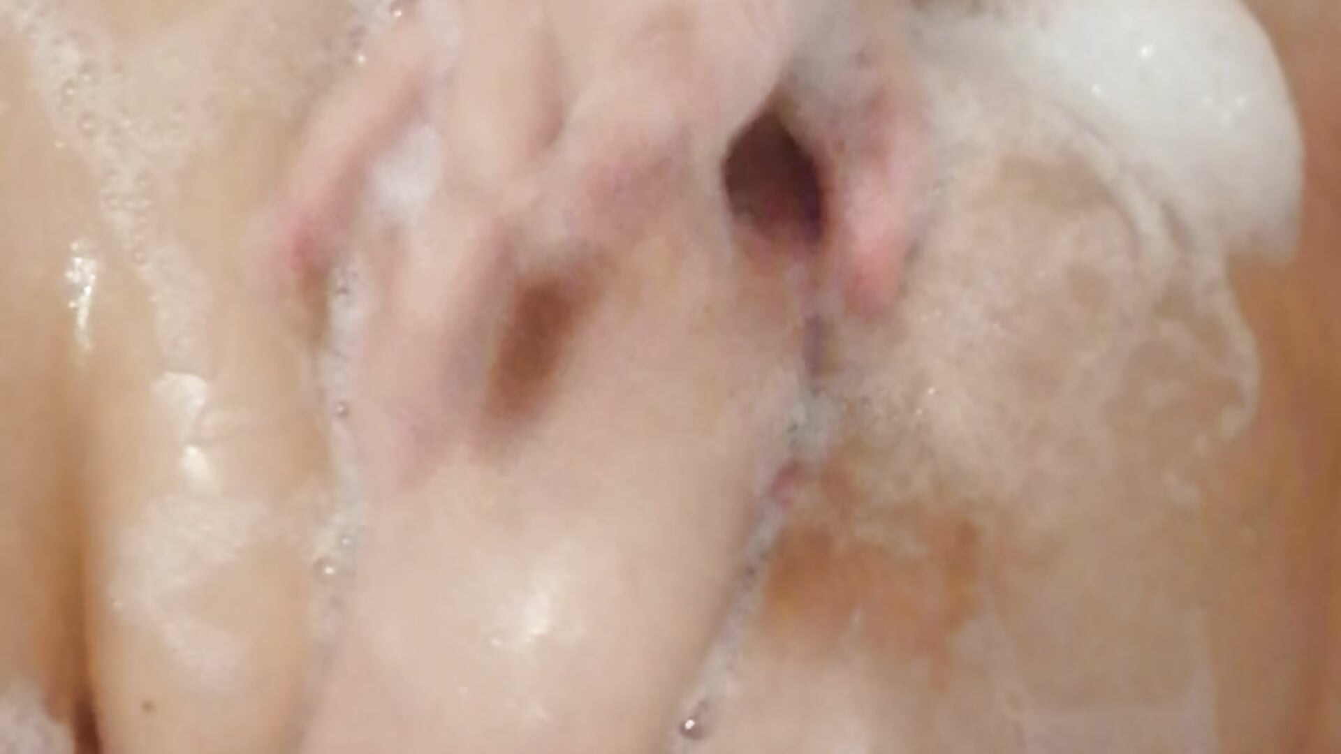Badewanne in Aktion - video by Jessi0078 cam model
