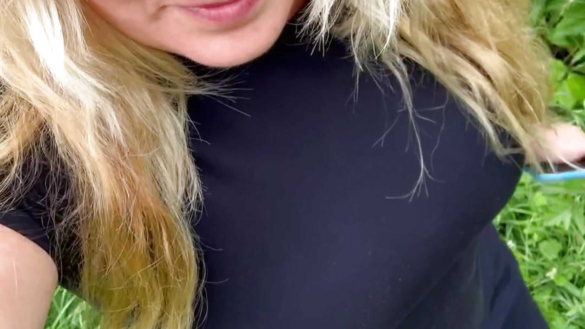 A walk before going to bed - відео від вебкаммоделі Your_Liza