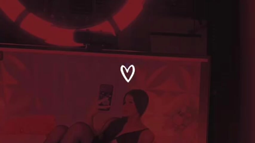 SEXY - วิดีโอโดย dominique25_ โมเดลแคม