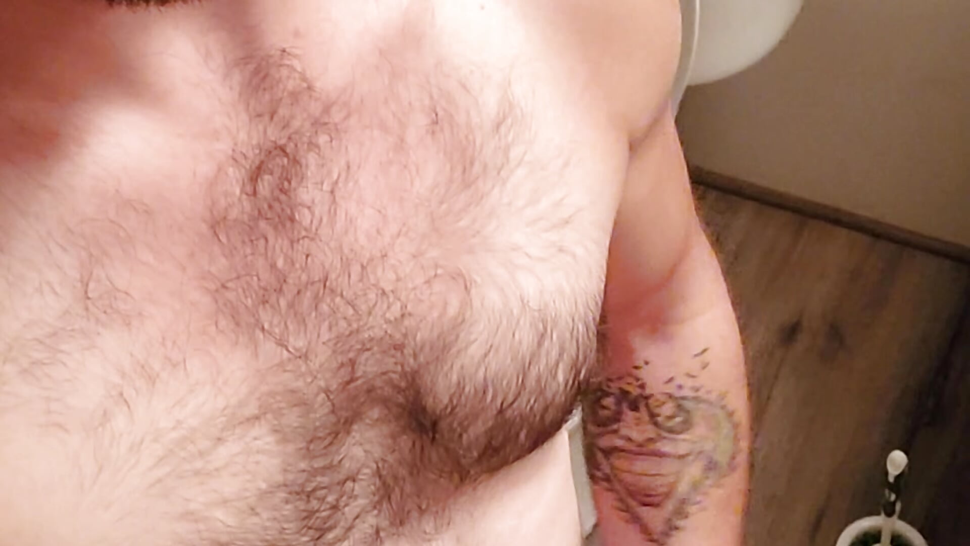 Getting hard – video od webkamerové modelky Justinyou26