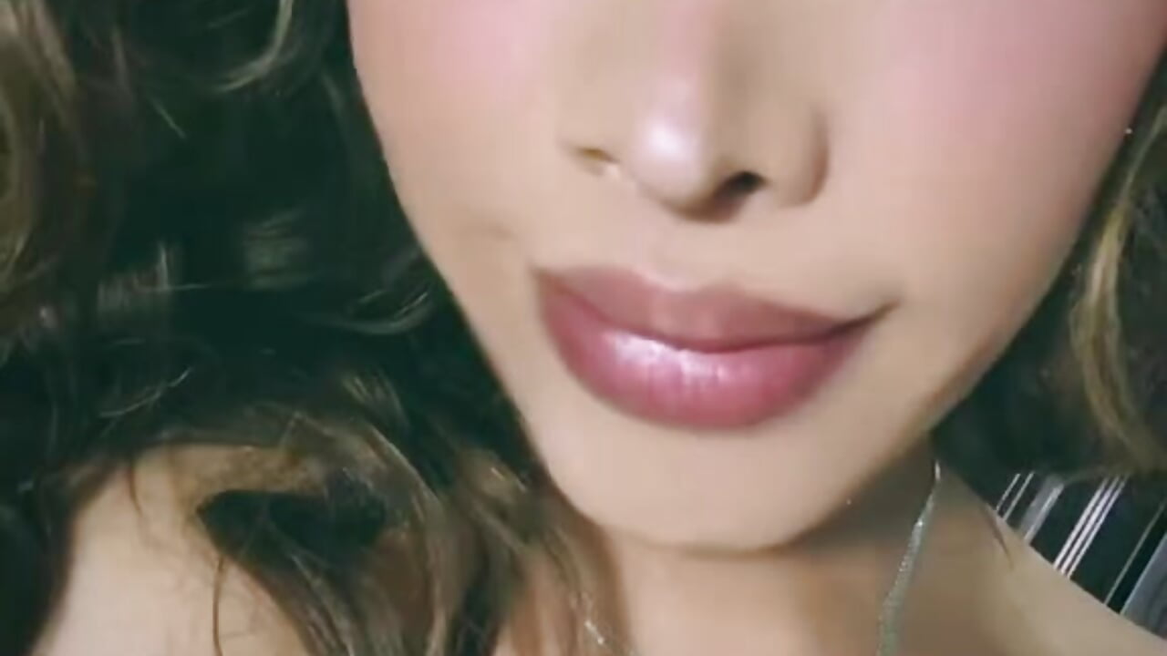 WhatsApp Video 2025-06-13 at 6,55,42 PM - video van pamelabigcock69 cam-model