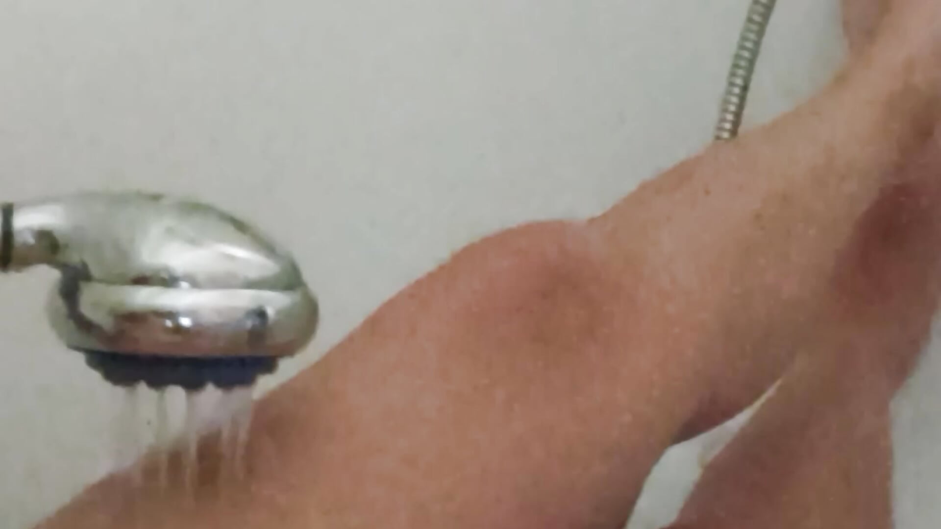 mon corps nue sous la douche - Video von SexyFrenchy_MilfXXX Cam-Model