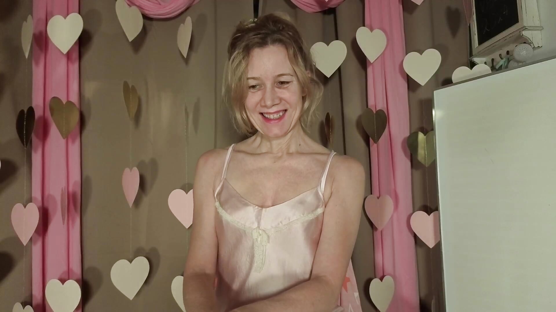 Valentine's - vidéo du modèle de showcams Lola_Belgium