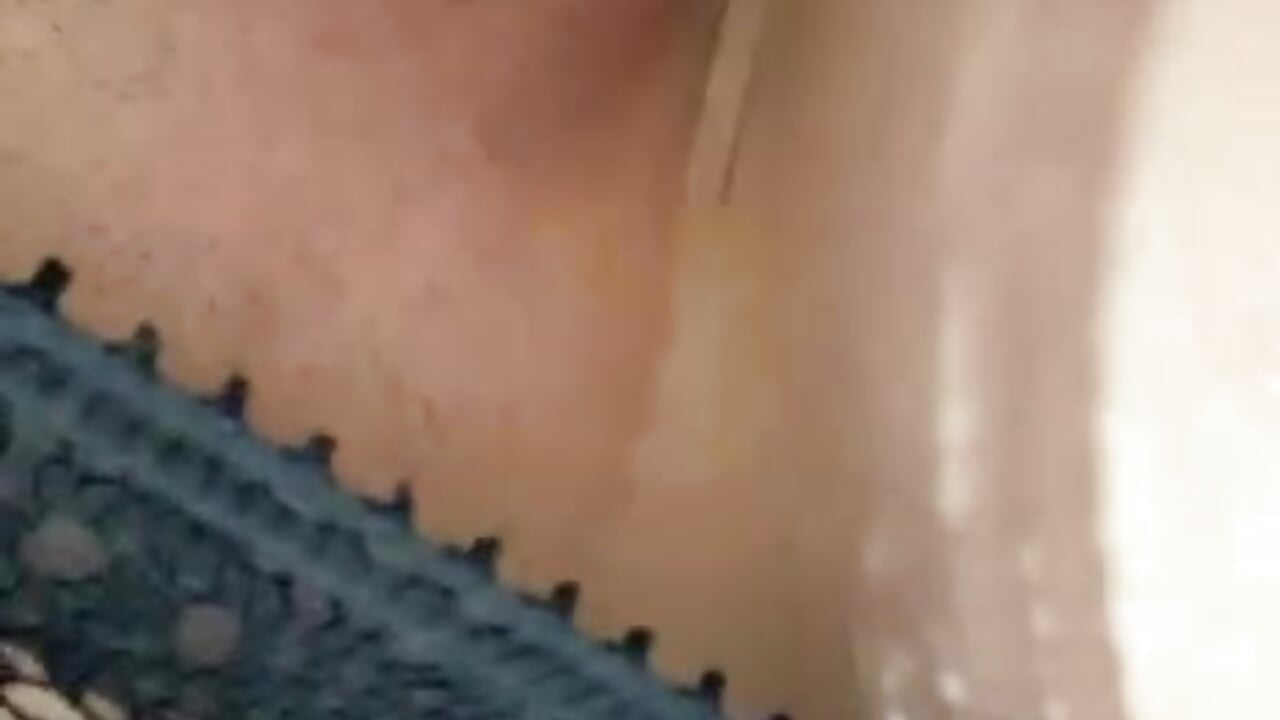 Zoom verry small pussy for u !!!! - video by Sierra_Halle cam model