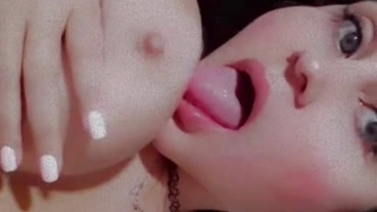 Naked－カメラキャストのAronna_Vの動画