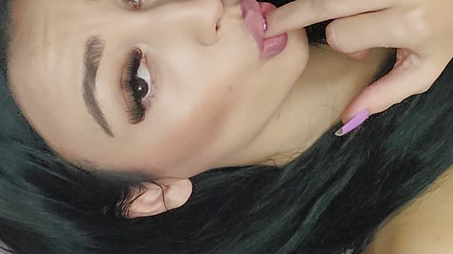 💕SUCK MY FINGER💕 - video by LucyKims cam model