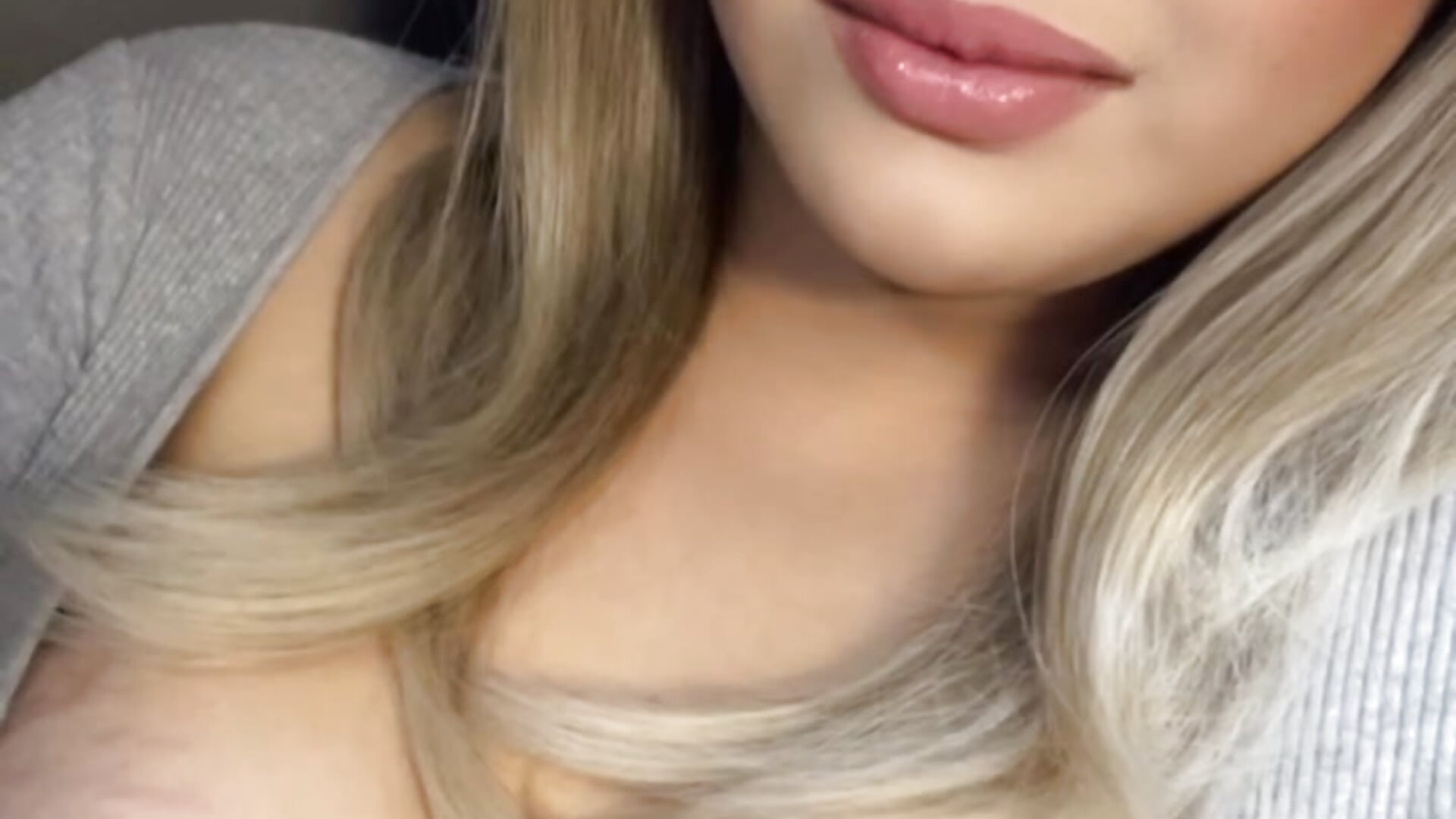 Goddess - video by FoxyRoxy69xxx cam model